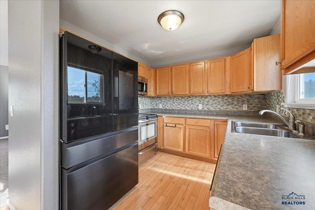 3915 GALLATIN AVE, Spearfish, SD 57783