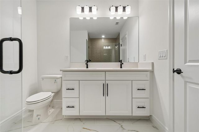 8215 SEAFLOWER PARKWAY, Bradenton, FL 34210