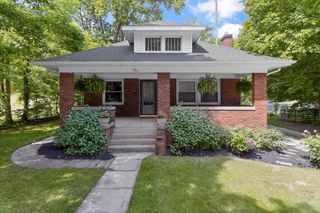321 N Broadway Street, Cassopolis, MI 49031