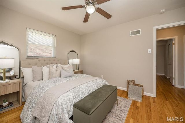 215 Walworth Drive, St Louis, MO 63125