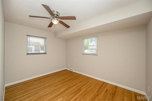 215 Walworth Drive, St Louis, MO 63125