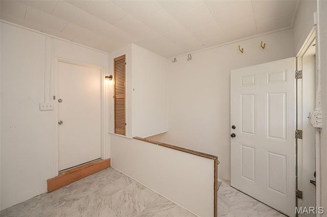 215 Walworth Drive, St Louis, MO 63125