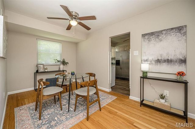 215 Walworth Drive, St Louis, MO 63125