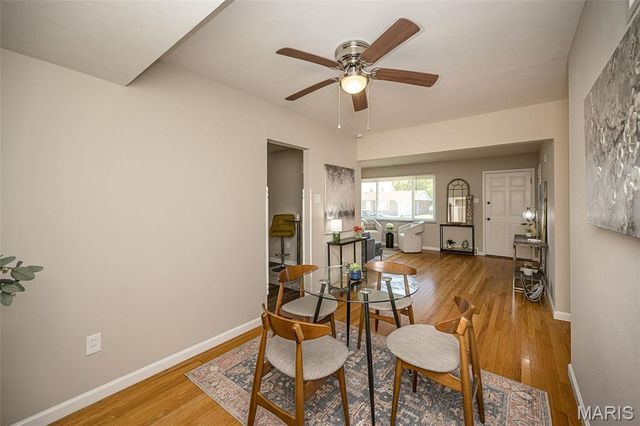 215 Walworth Drive, St Louis, MO 63125
