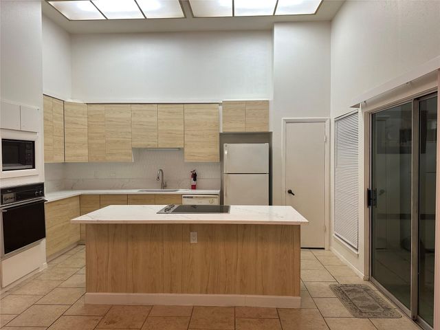 11810 Zarroll Drive, Houston, TX 77099