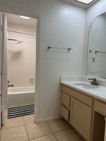 11810 Zarroll Drive, Houston, TX 77099