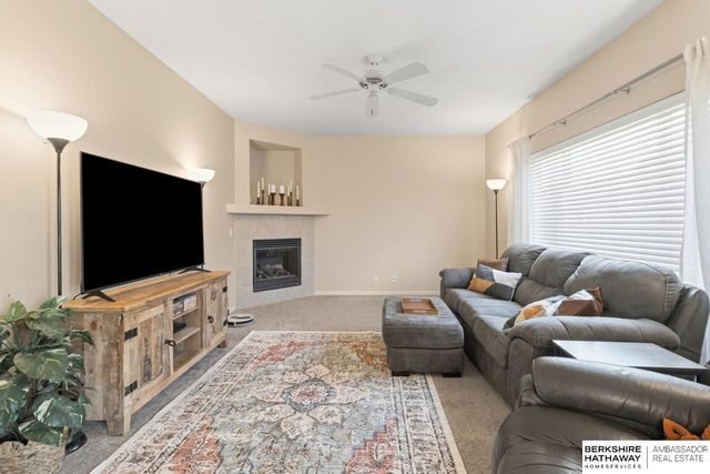 18604 Polk Street, Omaha, NE 68135