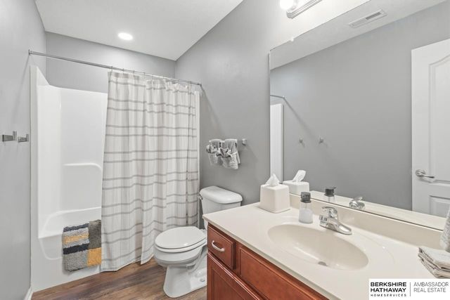 18604 Polk Street, Omaha, NE 68135