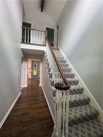 11400 Robinson Street, Overland Park, KS 66210