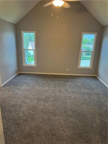 11400 Robinson Street, Overland Park, KS 66210