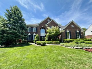26375 Glenwood Drive, Novi, MI 48374
