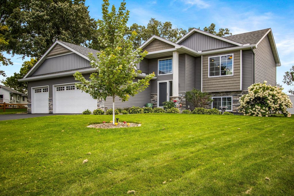 13190 10th Circle S, Zimmerman, MN 55398 — photo 2