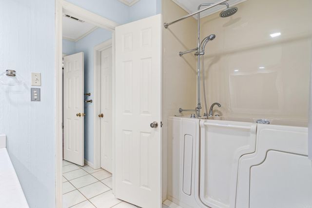 300 Jennifer Ln., Searcy, AR 72143
