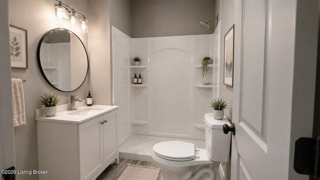 3604 W Market St, Louisville, KY 40212