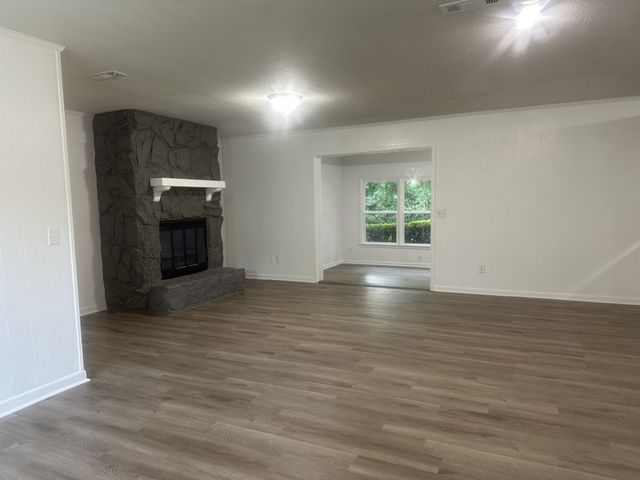 802 Circleview Dr, Dothan, AL 36301