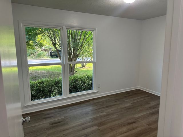 802 Circleview Dr, Dothan, AL 36301