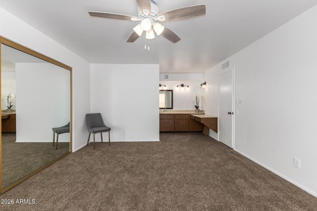 4901 E MAGIC STONE Drive, Phoenix, AZ 85044