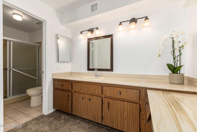 4901 E MAGIC STONE Drive, Phoenix, AZ 85044