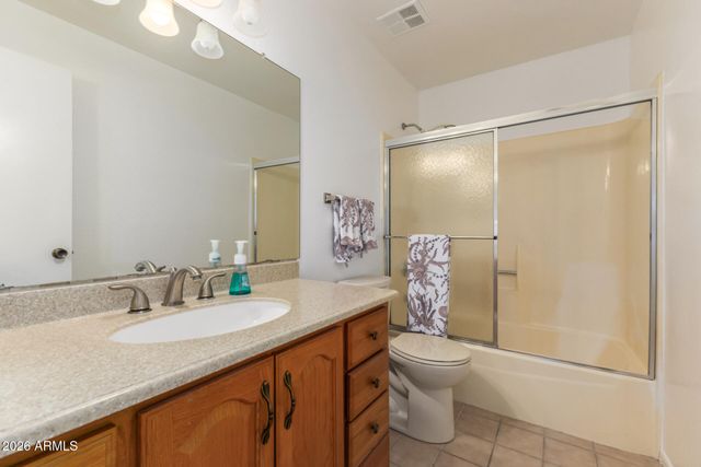 4901 E MAGIC STONE Drive, Phoenix, AZ 85044