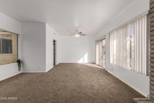 4901 E MAGIC STONE Drive, Phoenix, AZ 85044