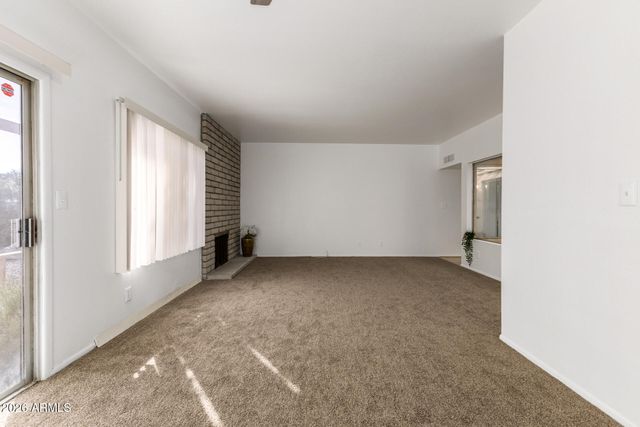 4901 E MAGIC STONE Drive, Phoenix, AZ 85044