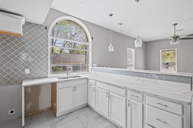 2550 EVERETT AVE, Memphis, TN 38112