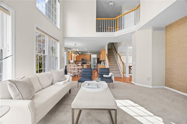 29 Coralburst Crescent, Penfield, NY 14580