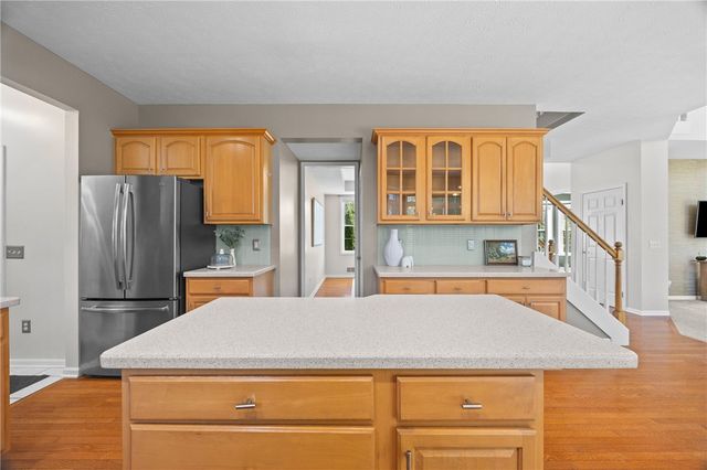29 Coralburst Crescent, Penfield, NY 14580