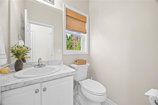 29 Coralburst Crescent, Penfield, NY 14580