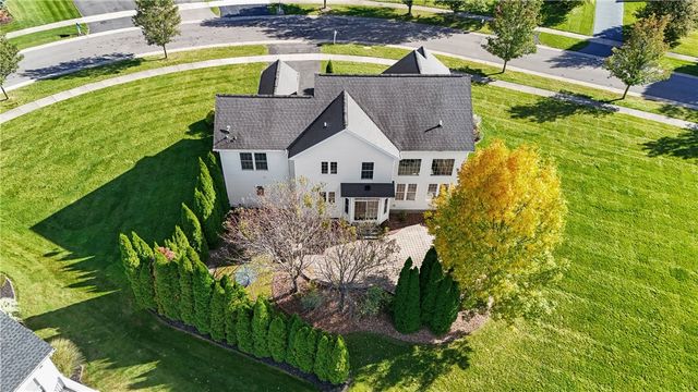 29 Coralburst Crescent, Penfield, NY 14580