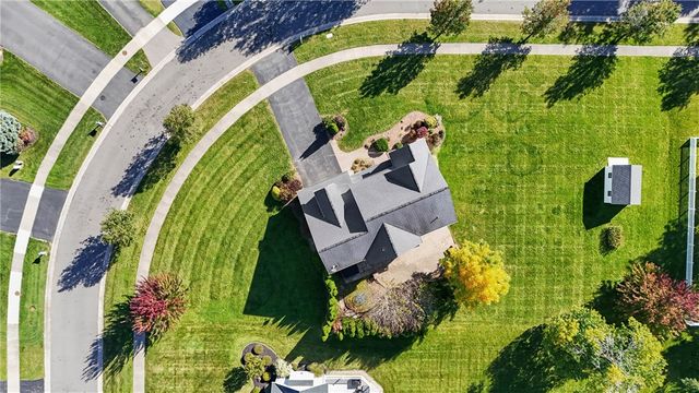 29 Coralburst Crescent, Penfield, NY 14580