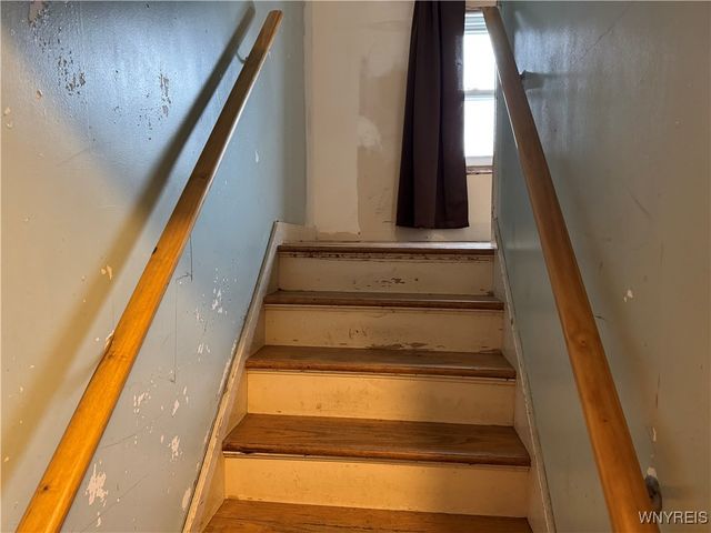 6467 Chestnut Ridge Road, Orchard Park, NY 14127