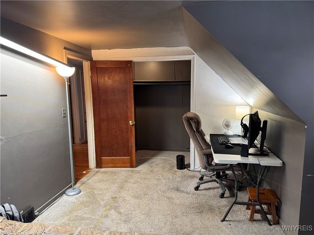 6467 Chestnut Ridge Road, Orchard Park, NY 14127