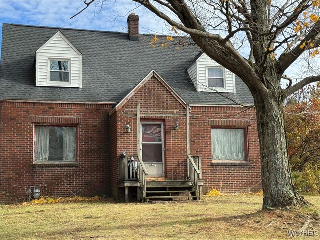 6467 Chestnut Ridge Road, Orchard Park, NY 14127