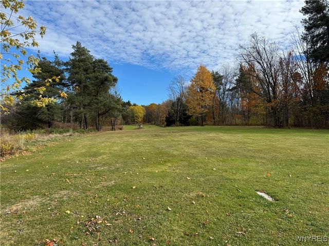 6467 Chestnut Ridge Road, Orchard Park, NY 14127