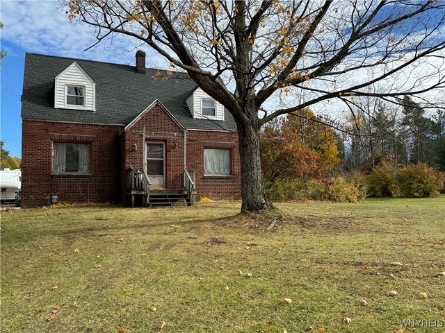 6467 Chestnut Ridge Road, Orchard Park, NY 14127