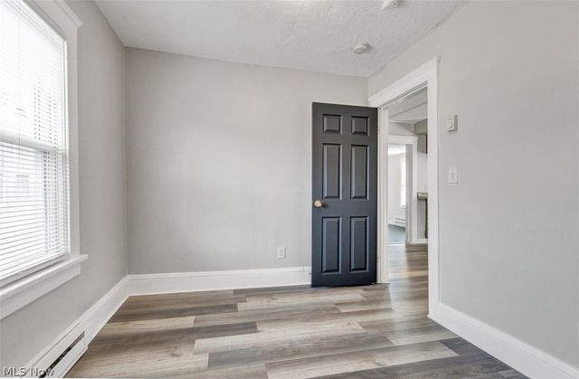 3279 W 44th Street, Cleveland, OH 44109