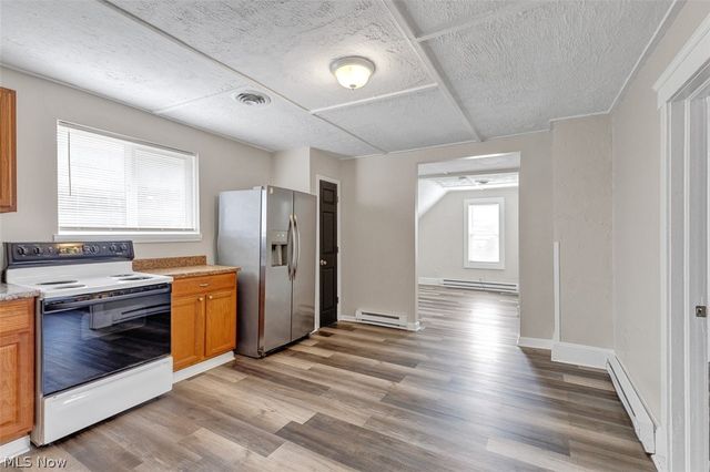 3279 W 44th Street, Cleveland, OH 44109