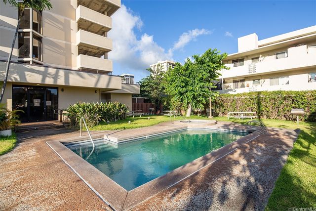 747 Wiliwili Street 1502, Honolulu, HI 96826