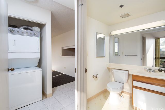 747 Wiliwili Street 1502, Honolulu, HI 96826