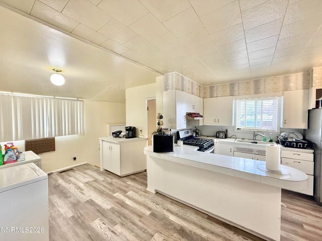 68 W 5th Street, Battle Mountain, NV 89820