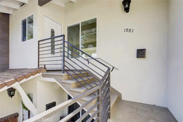 1881 Verdugo Loma Drive, Glendale, CA 91208