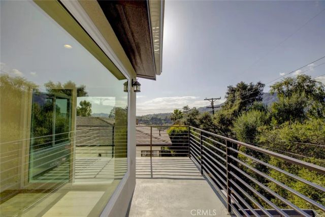 1881 Verdugo Loma Drive, Glendale, CA 91208