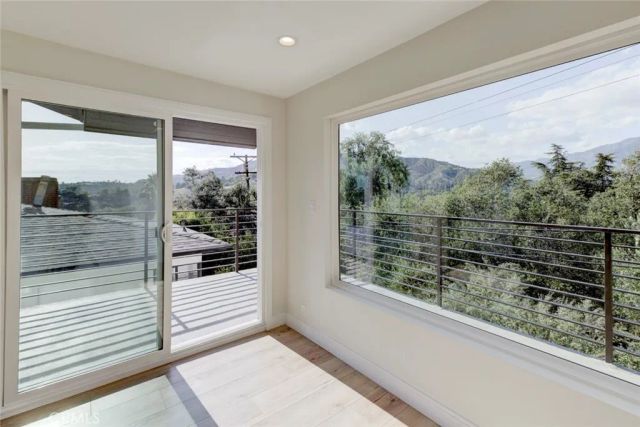1881 Verdugo Loma Drive, Glendale, CA 91208