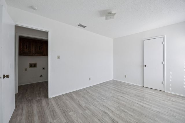 8113 Foxfire Lane, White Settlement, TX 76108
