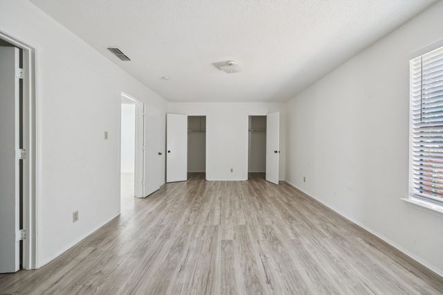 8113 Foxfire Lane, White Settlement, TX 76108