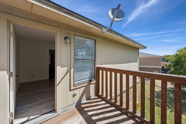 8113 Foxfire Lane, White Settlement, TX 76108