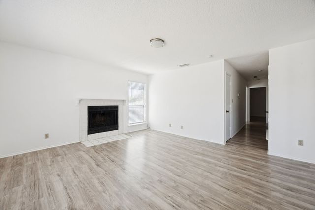 8113 Foxfire Lane, White Settlement, TX 76108
