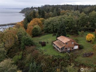 26 E Port Garden Dr, Everett, WA 98206