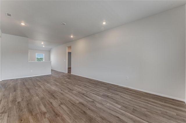 917 W Aiden Drive, Siloam Springs, AR 72761